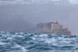 NO LINE UP DA PRAIA DO NORTE / NAZARÉ - DIA 29 DE OUTUBRO 2020