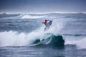 Filipe Toledo está quase recuperado e participação no Rio é quase certa.
