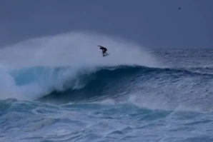 Surf de ondas pesadas atinge um novo nível - O segundo capítulo de Dylan’s Slab Tour