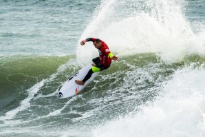 Tiago Pires chega à Praia Grande na condição de líder do ranking.