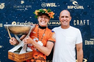Gilmore "estava destinada a ser a melhor" - Kelly Slater parabeniza os Campeões do Mundo