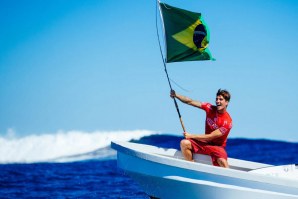 Gabriel Medina venceu em Cloudbreak o primeiro CT da temporada. 