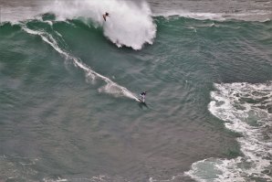 No rescaldo das Tow-in Sessions da Nazaré