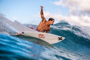 Julian Wilson numa curva bem fluída.