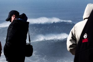 A previsão para o fim de semana é de forte agitação marítima, mas sem condições para surf.