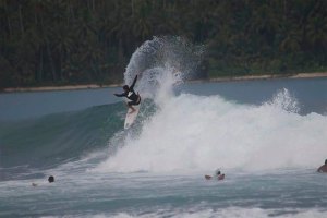 Português Martim Carrasco com estreia positiva no QS5000 em Nias