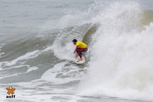 SURFISTAS DO ERICEIRA SURF CLUBE DOMINAM NA FIGUEIRA