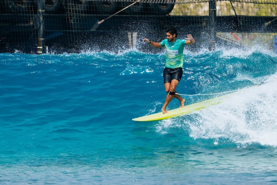 António Dantas em destaque na estreia no Surf Abu Dhabi Longboard Classic António Dantas em destaque na estreia no Surf Abu Dhabi Longboard Classic