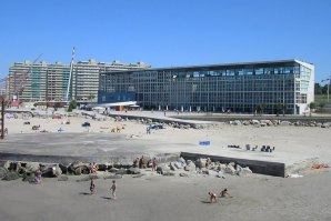 O Edifício Transparente, no Porto, é um dos imóveis visados pela APA.