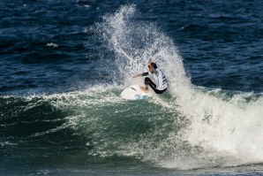 Billabong Pro Cascais em Guincho menos perfeito, perdeu José Ferreira e Nicolau