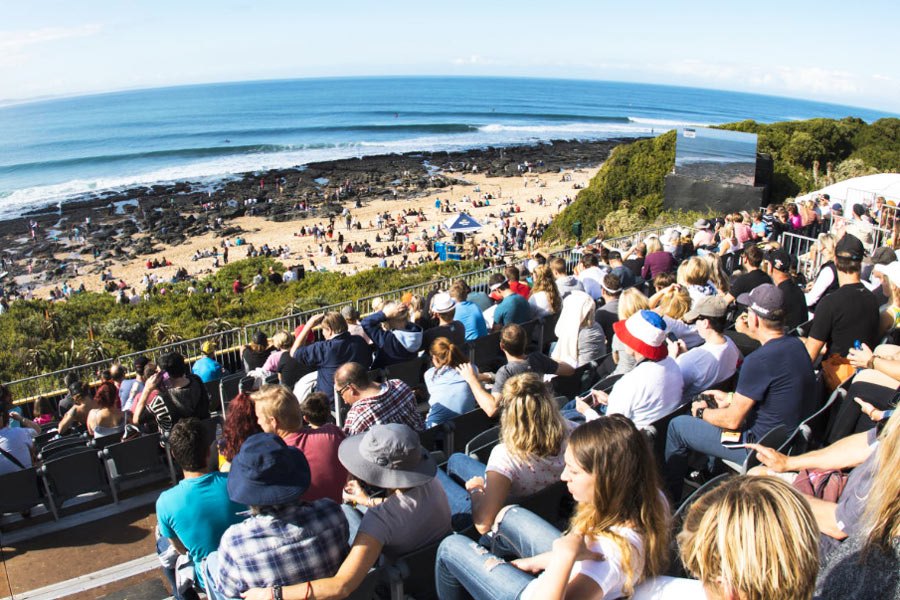 As direitas quilométricas que construíram a fama de Jeffreys Bay.