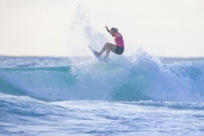 YOLANDA HOPKINS NOS QUARTOS-DE-FINAL DO ROXY OPEN
