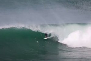 Frederico Morais treina para Bells Beach na baía mais famosa de Portugal