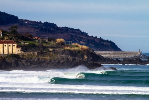 MUNDAKA VAI PASSAR A TER O ESTATUTO DE RESERVA DE SURF