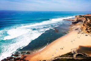 Está suspensa a autorização de novos alojamentos locais para fins turísticos no centro da Ericeira.