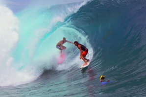 OS IRMÃOS SMITH NUMA SESSÃO ÉPICA EM TEAHUPOO