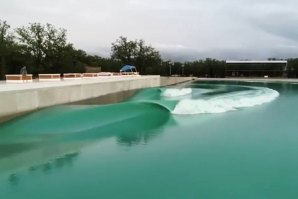 Qualidades da wave pool do Texas são irrefutáveis.