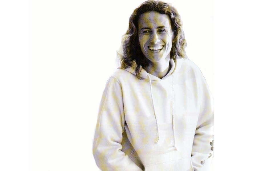 Patrícia Lopes, a primeira surfista português no Tour mundial.