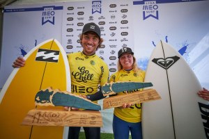 Luis Perloiro e Kika Veselko vencem a etapa inaugural da Liga MEO Surf 2025