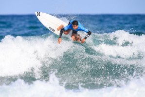 PORTUGUESES CONTINUAM A AVANÇAR NO QUIKSILVER E ROXY JUNIOR PRO 40, EM FRANÇA