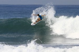 As imagens de Carol Henrique durante o Bali Pro