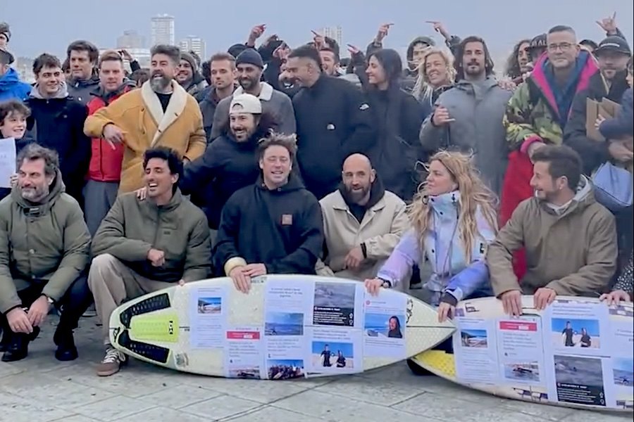 Surfistas da Corunha mobilizam-se contra proibição de surfar em dias de alerta