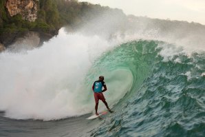 O melhor Padang Padang da temporada para as triagens da Rip Curl Cup