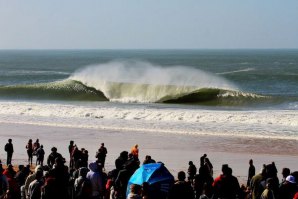 As ondas de Supertubos também vão ver as mulheres competir em 2019.
