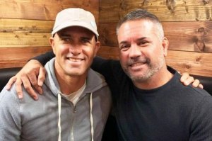 JOHN SHIMOOKA ENCONTRADO MORTO EM CASA