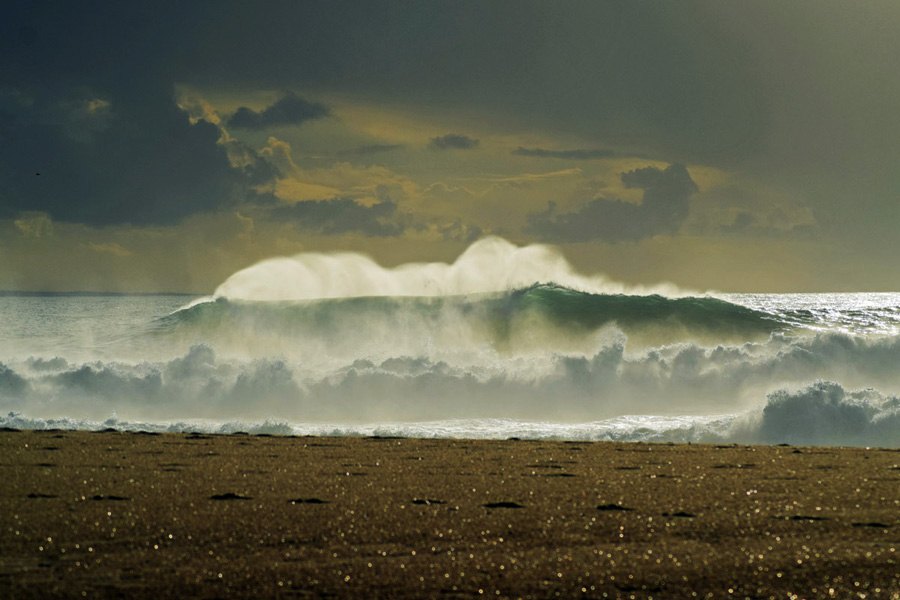 Mais uma vez o Surf e a Praia do Norte a causar estrondo no Turismo.