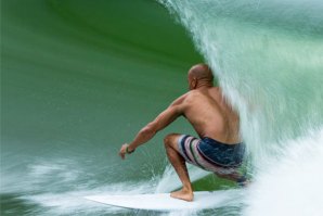 Florida quer piscina de ondas de Kelly Slater