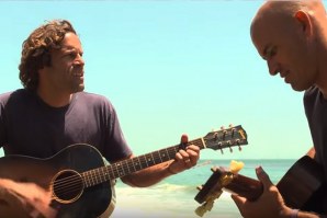 KELLY SLATER &amp; JACK JOHNSON JAM SESSION NA PRAIA