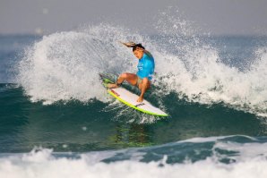 CAROL HENRIQUE SAGRA-SE VICE-CAMPEÃ DA ETAPA QS DO CAPARICA PRO