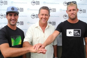 FANNING E PARKINSON QUEREM A GOLD COAST COMO RESERVA MUNDIAL DE SURF