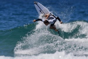 Ryan Callinan foi o surfista em destaque no 4.º dia do Australian Open of Surfing.
