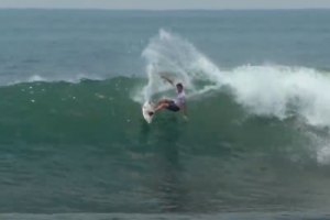 Os ISA World Surfing Games 2021 de Leonardo Fioravanti