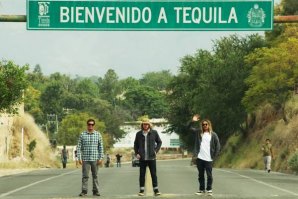 TEQUILA &amp; ONDAS COM 3 AMIGOS NO MÉXICO