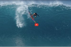 Uma bela sessão de surf em Pipeline