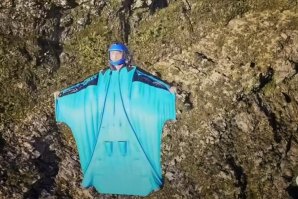 Matthew McGillivray troca o mar pelos céus com Wingsuit Flying