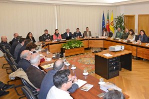 ESPAÇO DE DIÁLOGO PARA DINAMIZAR RESERVA MUNDIAL DE SURF DA ERICEIRA