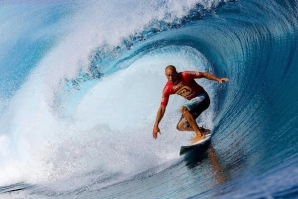 Kelly Slater estará hoje em ação