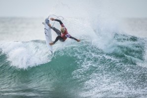 ELITE MUNDIAL VOLTA À AGUA APÓS TRÊS DIAS DE PAUSA NO RIP CURL PRO BELLS BEACH