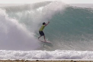 Makana Pang vence Capítulo Perfeito em Desert Point com um 10 na final