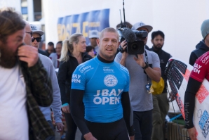 Onde estavas no dia em que o Fanning escapou a um tubarão?