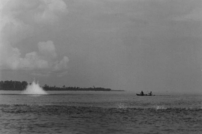 PESCA COM BOMBAS NAS MENTAWAI