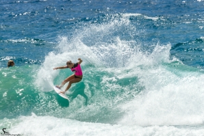 O DIA 1 DO ROXY PRO GOLD COAST