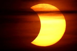 Eclipe solar hoje ao final da tarde.