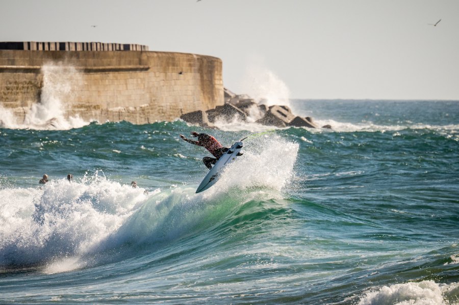 Xacobeo Norte Surf Fest arranca em Leça com ação forte e vários portugueses em destaque