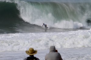 MELHORES MOMENTOS &quot;NAS BOMBAS&quot; DE SUPER TUBOS