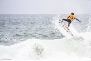 Gabriel Medina a voar